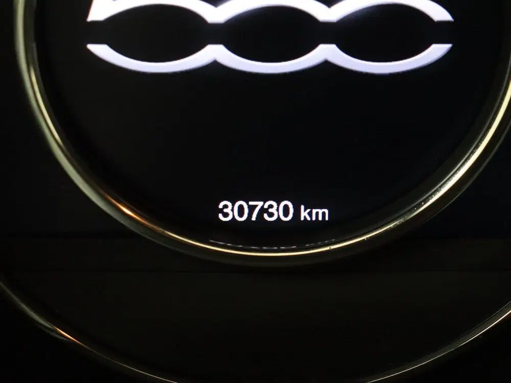Fiat 500C 1.0 Hybrid Dolcevita uit 2022, foto 9