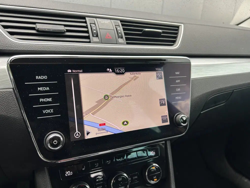 Skoda Superb 1.4 TSI iV PHEV 1e EIGENAAR MEMORY STOEL C uit 2021, foto 9