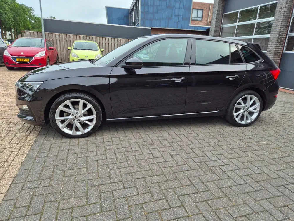 Skoda Scala 1.0 TSI Sport Business uit 2019, foto 3