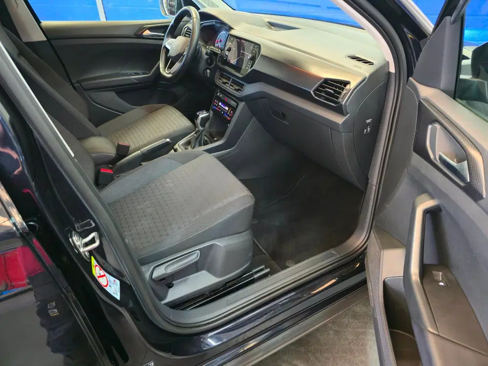 Volkswagen T-Cross 1.5 TSI Life uit 2023, foto 11