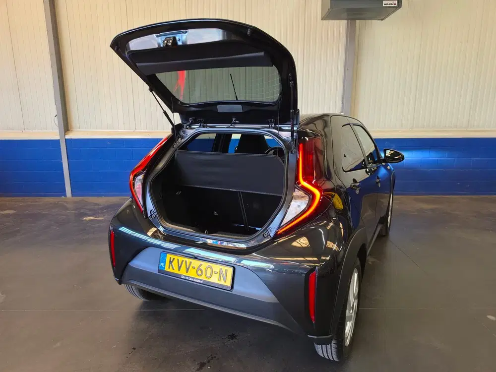 Toyota Aygo X 1.0 VVT-i MT first uit 2024, foto 13