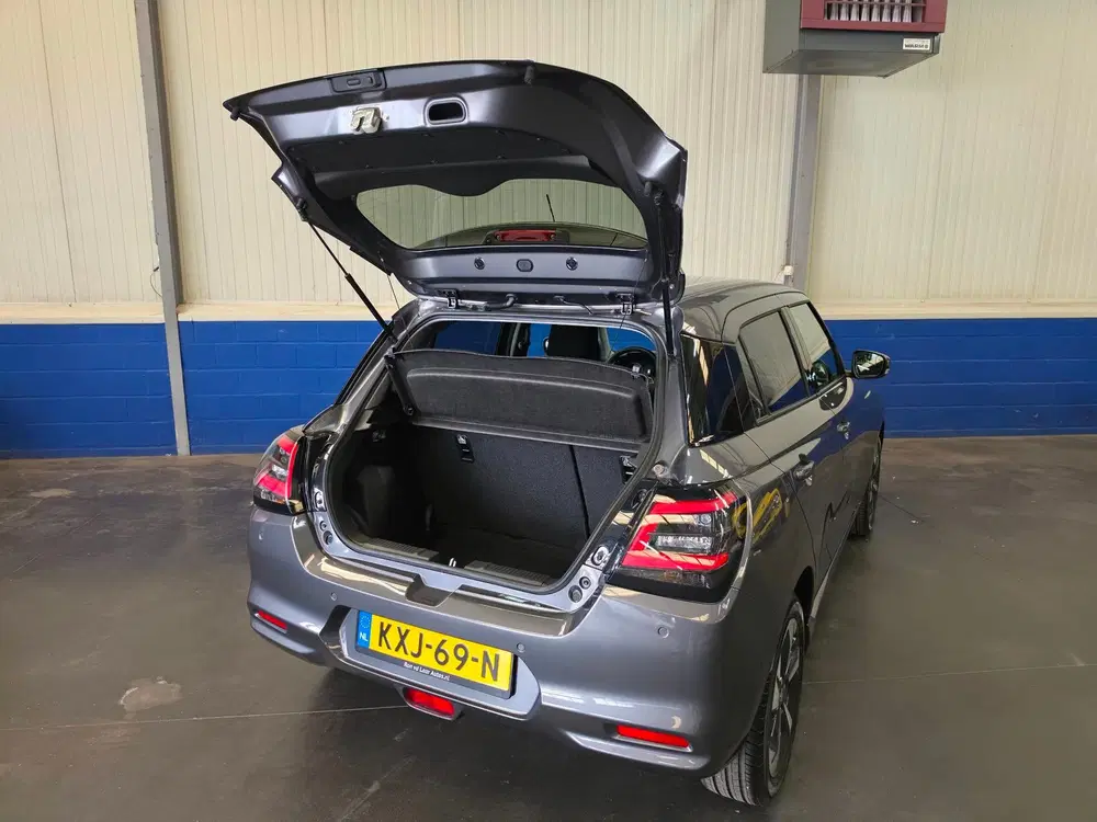 Suzuki Swift 1.2 Style Smart Hybrid uit 2025, foto 14