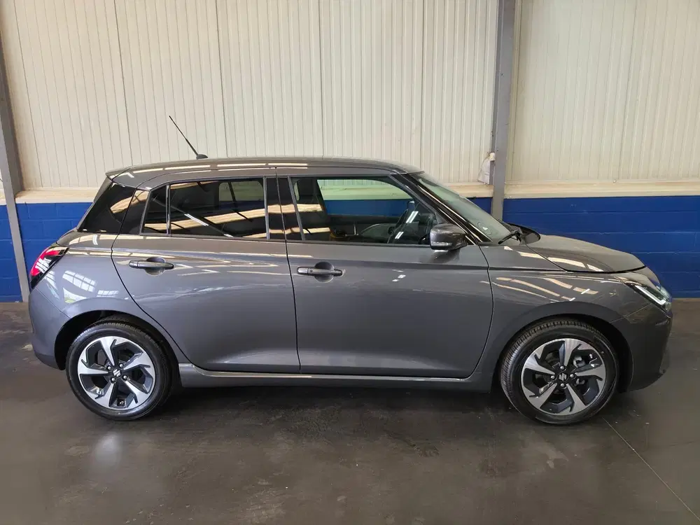 Suzuki Swift 1.2 Style Smart Hybrid uit 2025, foto 4