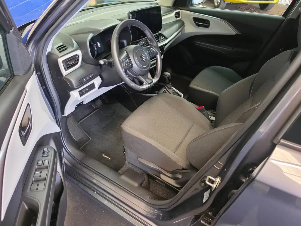 Suzuki Swift 1.2 Style Smart Hybrid uit 2025, foto 5