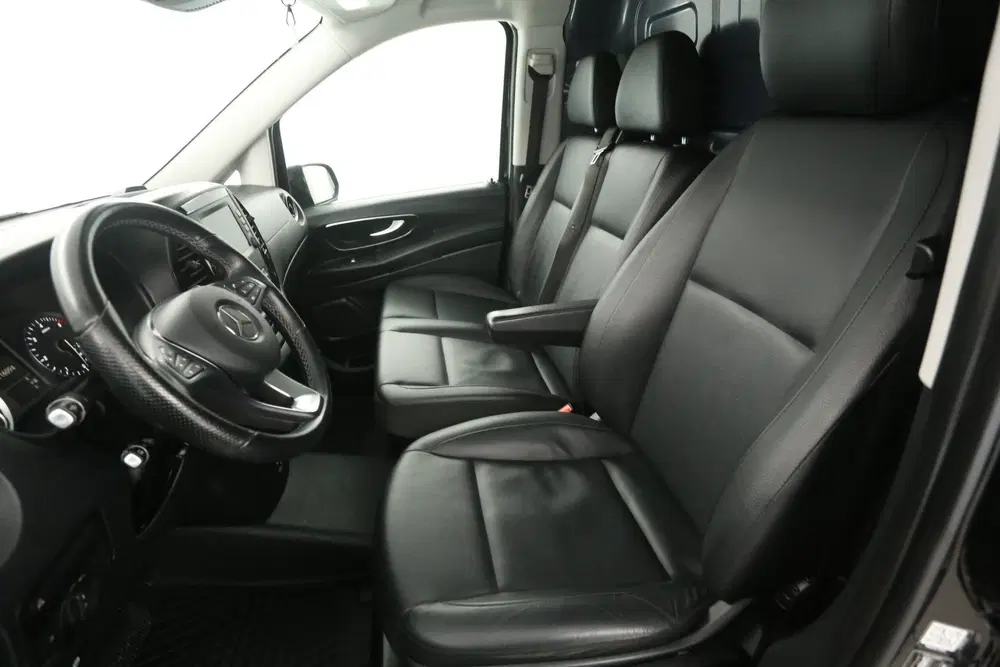 Mercedes-Benz Vito 114 CDI Lang uit 2022, foto 9