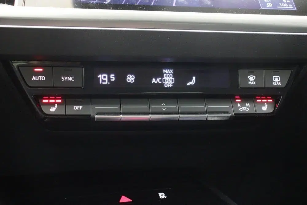 Audi Q4 e-tron 35 Launch edition Advanced 55 kWh uit 2021, foto 8
