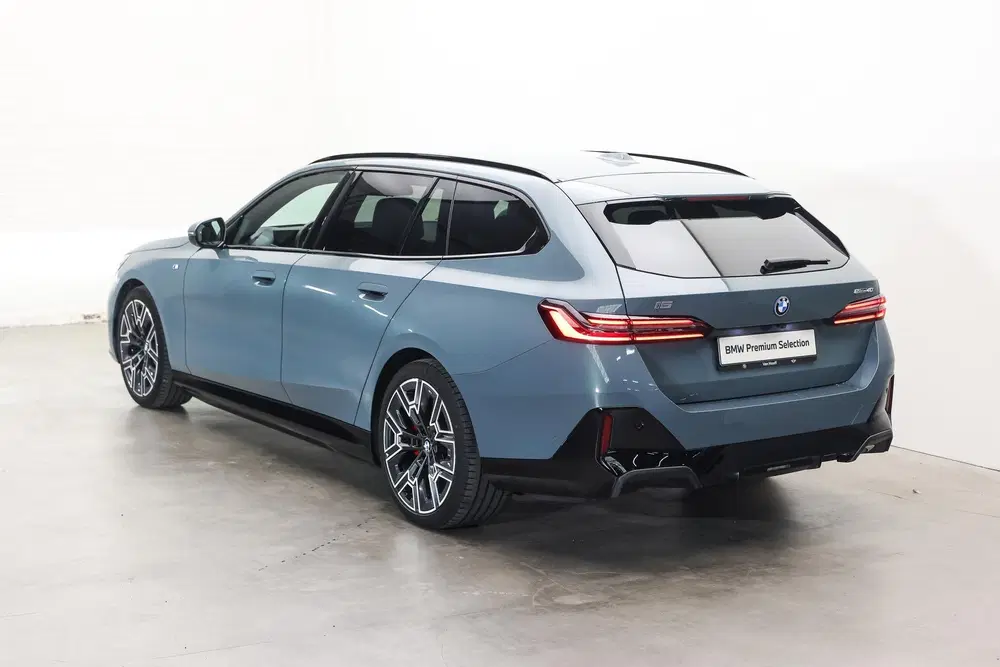 BMW i5 eDrive40 M Sport uit 2025, foto 2