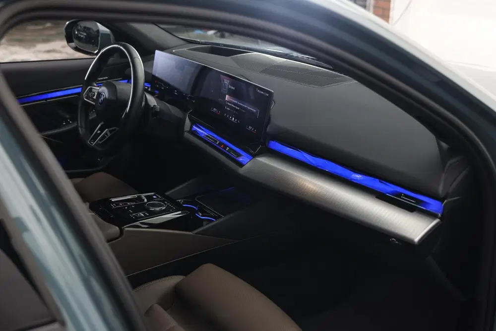 BMW i5 eDrive40 M Sport uit 2025, foto 9