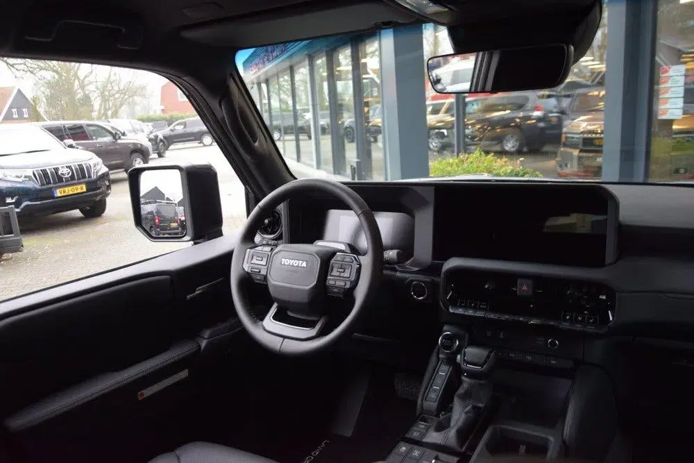 Toyota Land Cruiser 2.8 D-4D 5DRS TX-L A uit 2024, foto 11