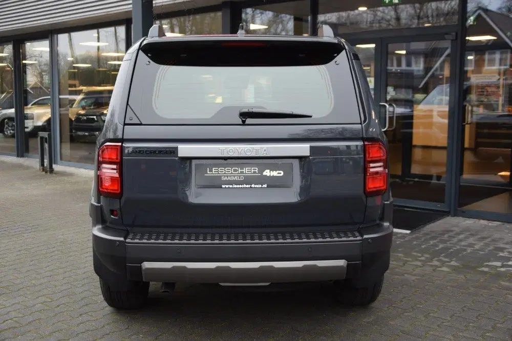 Toyota Land Cruiser 2.8 D-4D 5DRS TX-L A uit 2024, foto 5
