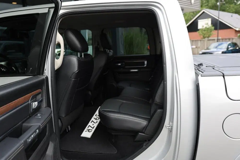 Dodge RAM 5.7 V8 4X4 CREW CAB LARAMIE A uit 2019, foto 10