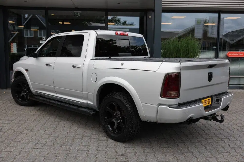 Dodge RAM 5.7 V8 4X4 CREW CAB LARAMIE A uit 2019, foto 4