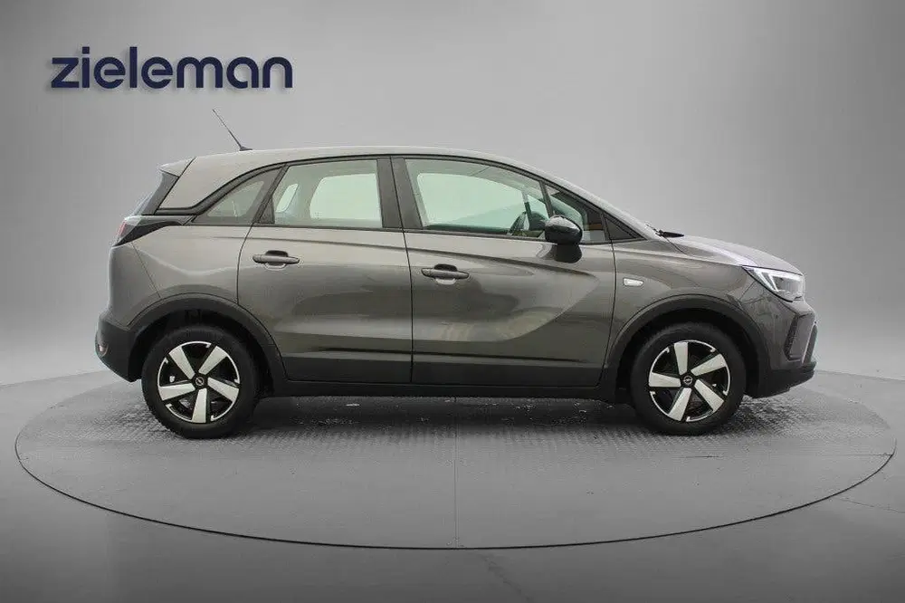 Opel Crossland 1.2 Edition uit 2022, foto 9