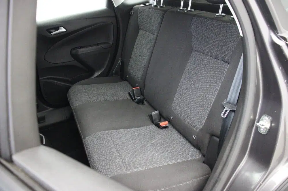 Opel Crossland 1.2 Edition uit 2022, foto 5