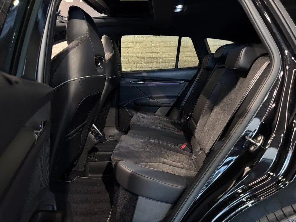 Skoda Enyaq iV 80 Sportline 204pk 95% BTW Warmtepomp P uit 2022, foto 15