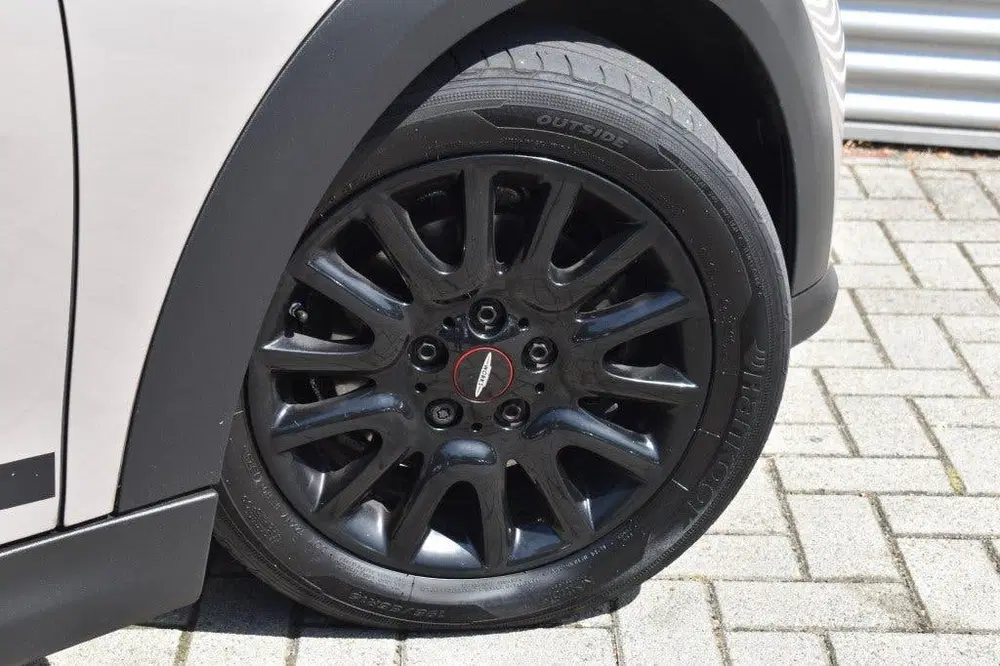 Mini Cooper 1.5 COOPER BUSINESS EDITION uit 2022, foto 8