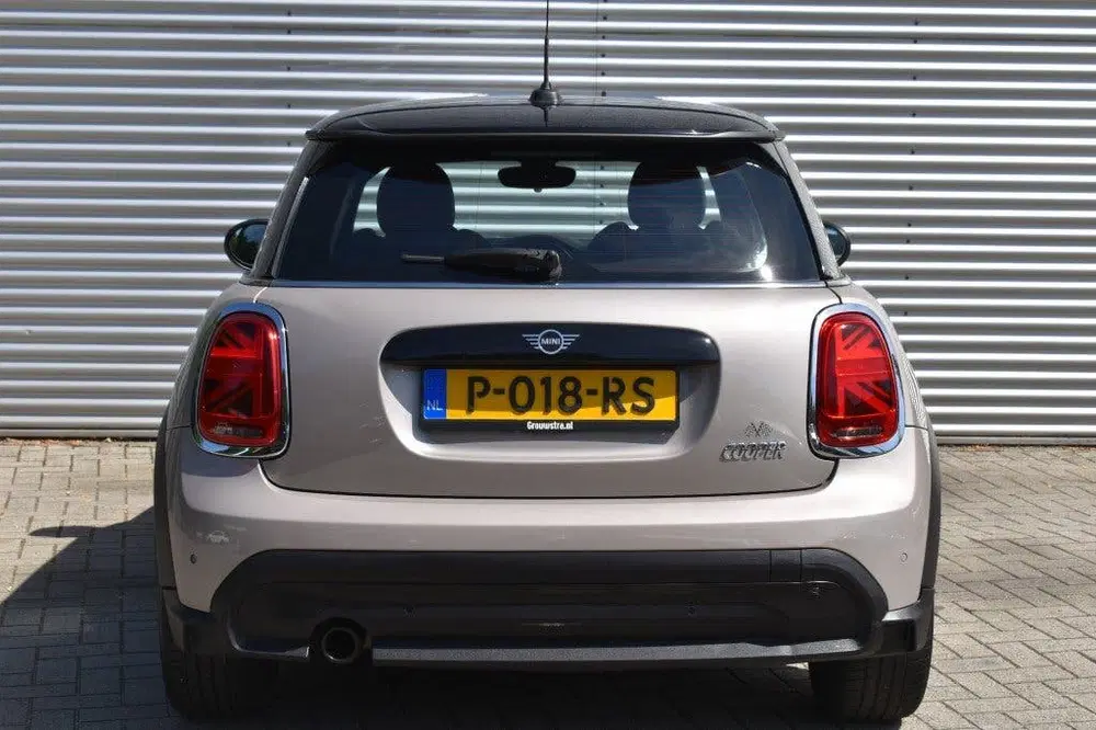 Mini Cooper 1.5 COOPER BUSINESS EDITION uit 2022, foto 9