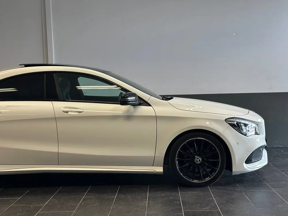 Mercedes-Benz CLA 200 Business AMG uit 2019, foto 11