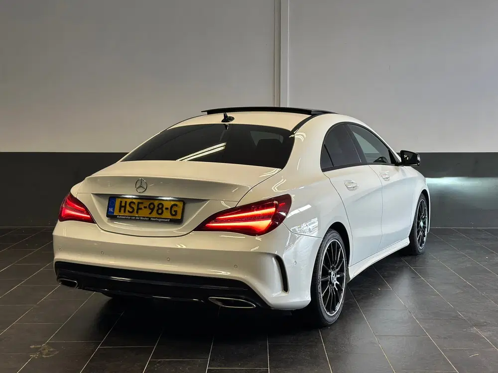 Mercedes-Benz CLA 200 Business AMG uit 2019, foto 9