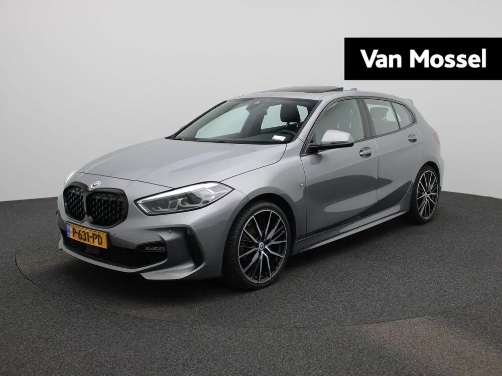 BMW 1-serie 118i Executive uit 2022
