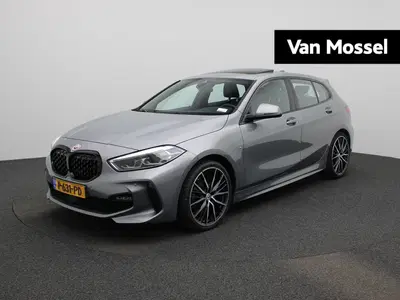 BMW 1-serie 118i Executive uit 2022