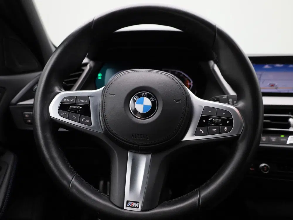 BMW 1-serie 118i Executive uit 2022, foto 7