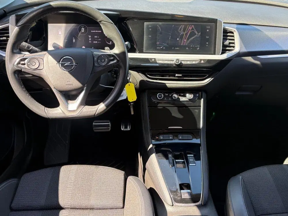 Opel Grandland 1.2 TURBO AUT. NAVI CAMERA AIRCO CARPLAY uit 2024, foto 6