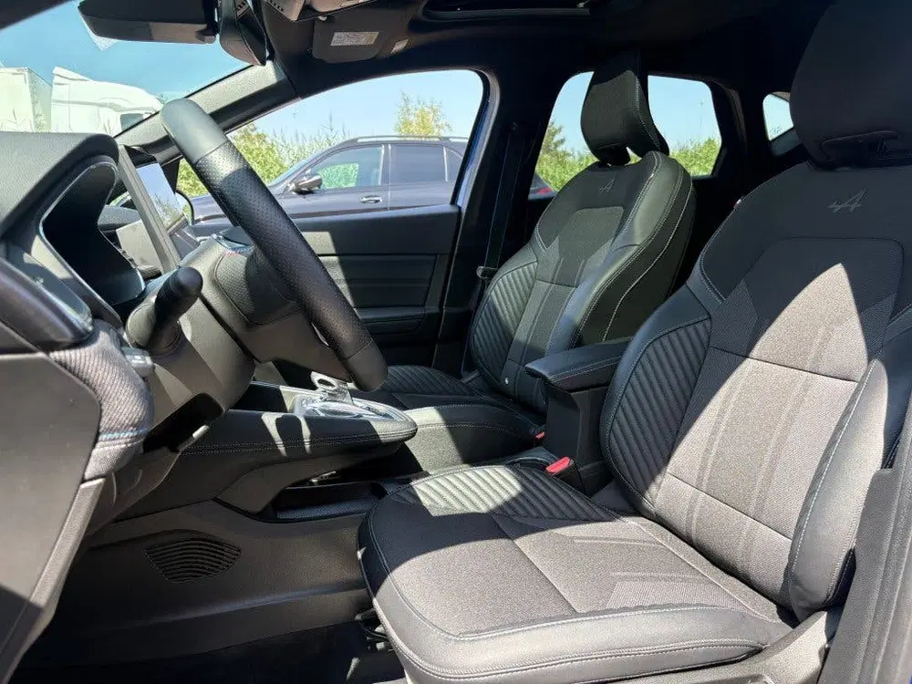 Renault Captur 1.6 E-TECH FULL-HYBRID 145PK AUT. ESPRIT-A uit 2024, foto 6