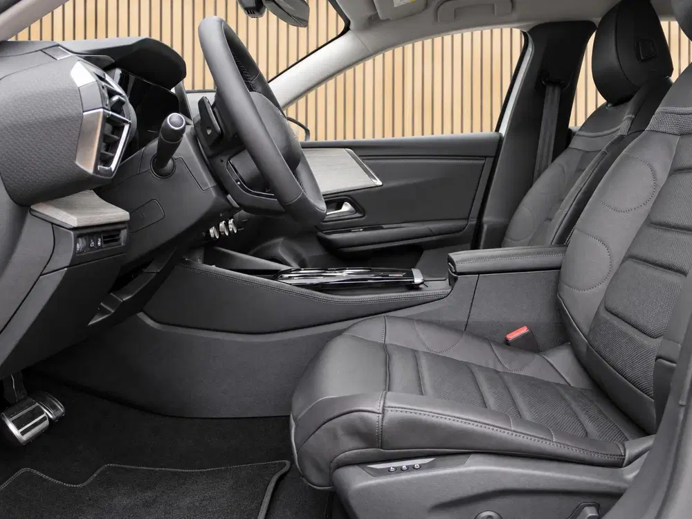 Citroën C5 X Citroen C5 X HYBRID 145 MAX FINAL EDITION uit 2026, foto 10