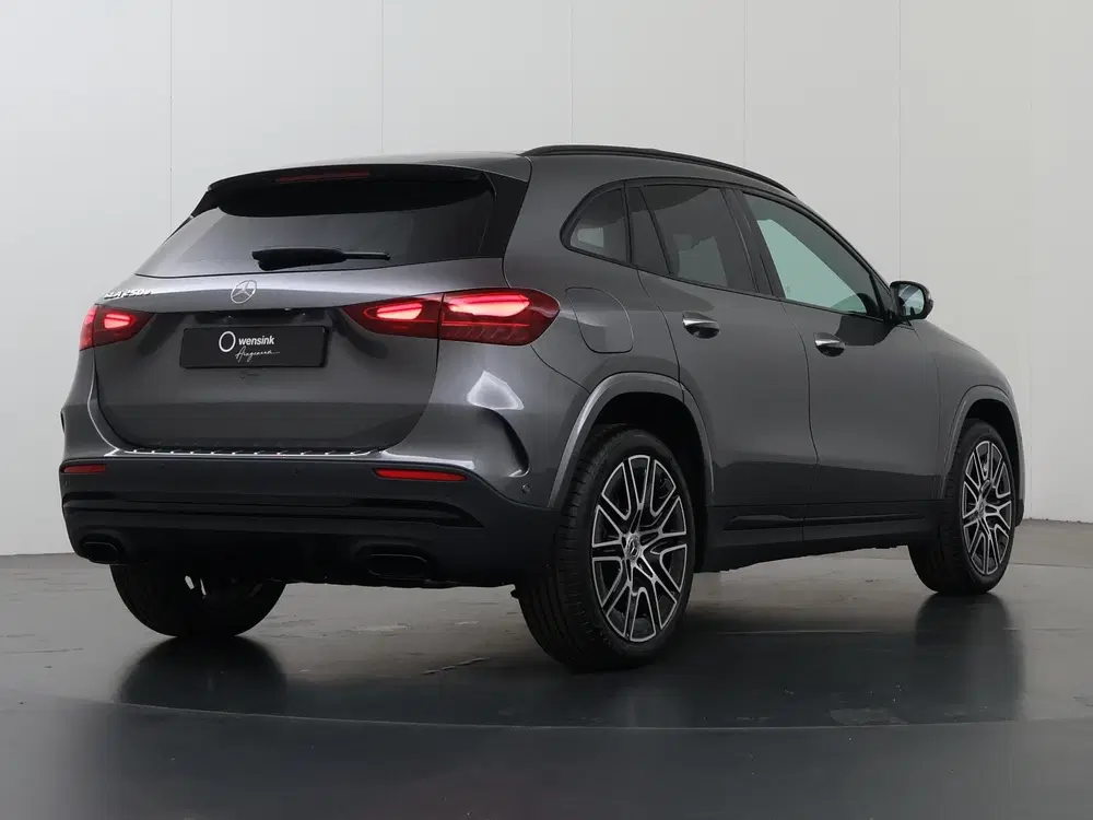 Mercedes-Benz GLA 250 e 140 Years Edition uit 2026, foto 2