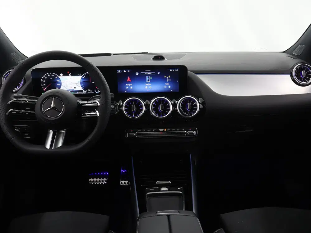 Mercedes-Benz GLA 250 e 140 Years Edition uit 2026, foto 8