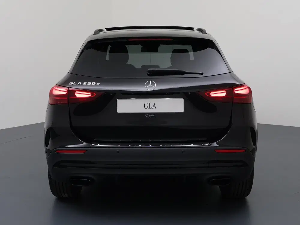 Mercedes-Benz GLA 250 e 140 Years Edition uit 2026, foto 4