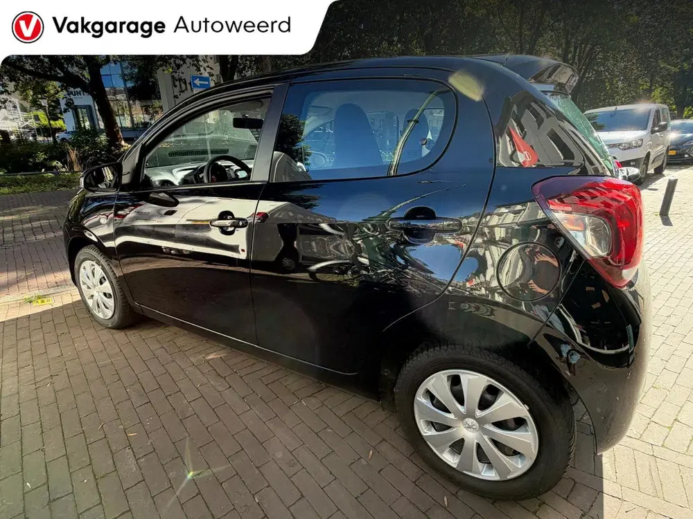 Peugeot 108 1.0 e-VTi Active uit 2021, foto 2