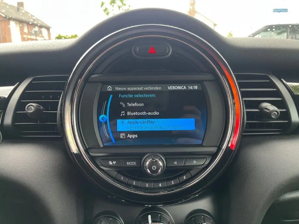 Mini Cooper 1.5 COOPER PEPPER 136PK uit 2020, foto 10