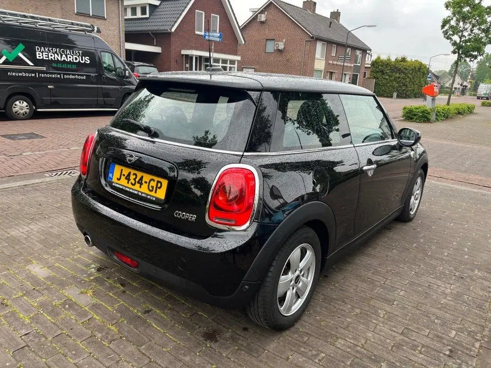 Mini Cooper 1.5 COOPER PEPPER 136PK uit 2020, foto 6