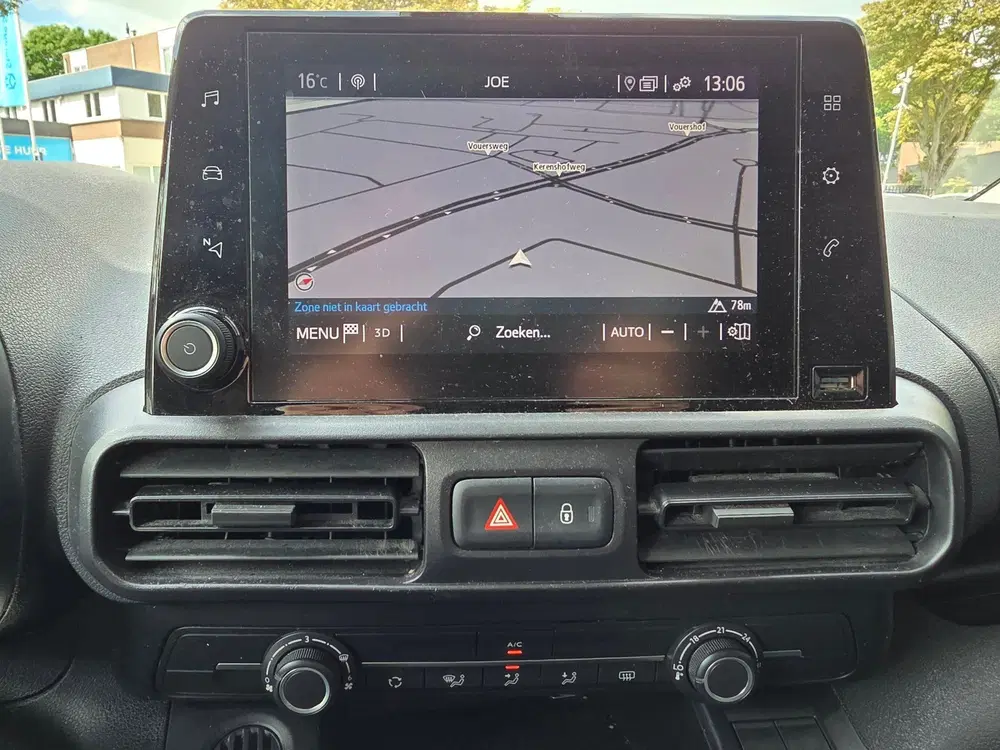 Toyota Proace City 1.5 D-4D Live uit 2023, foto 9