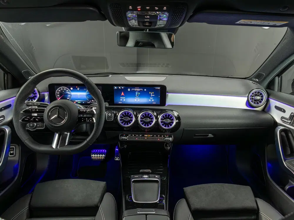 Mercedes-Benz A-Klasse 250 e Business Solution AMG uit 2026, foto 11
