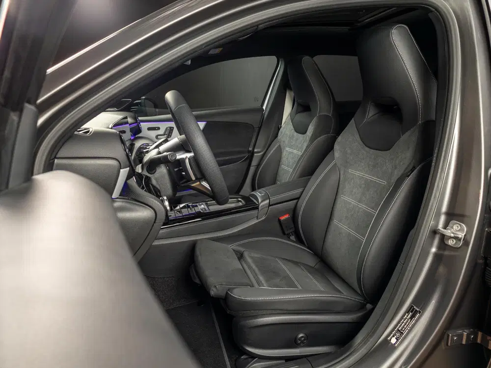Mercedes-Benz A-Klasse 250 e Business Solution AMG uit 2026, foto 9