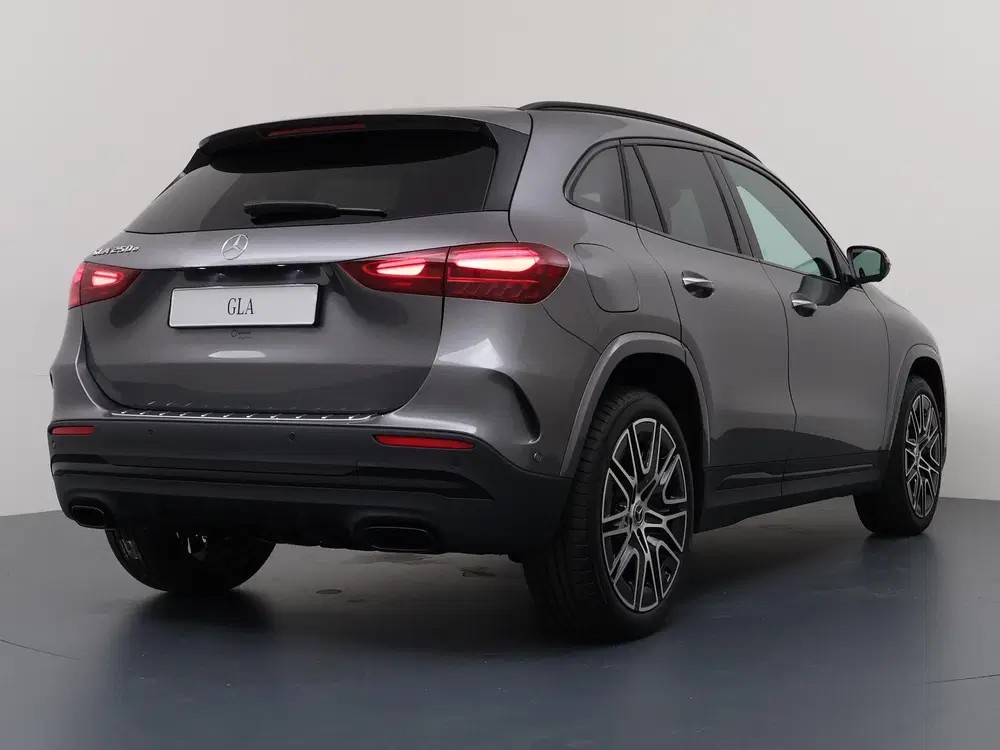 Mercedes-Benz GLA 250 e 140 Years Edition uit 2026, foto 2