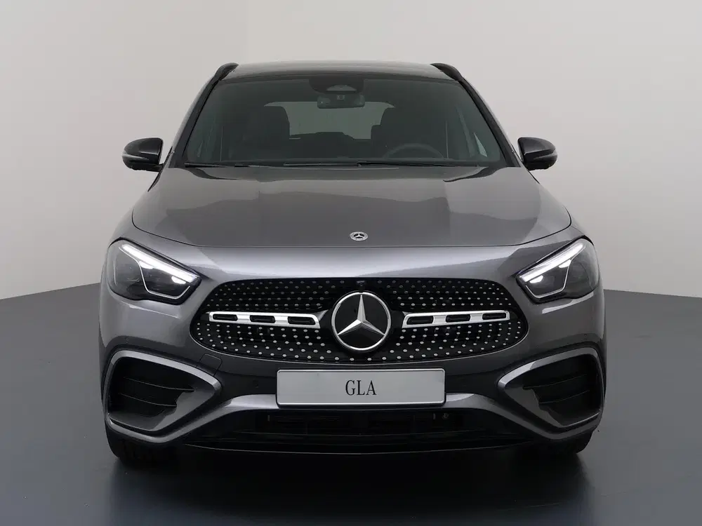 Mercedes-Benz GLA 250 e 140 Years Edition uit 2026, foto 3