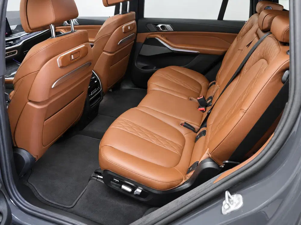 BMW X7 xDrive40i M Sport Automaat uit 2025, foto 9