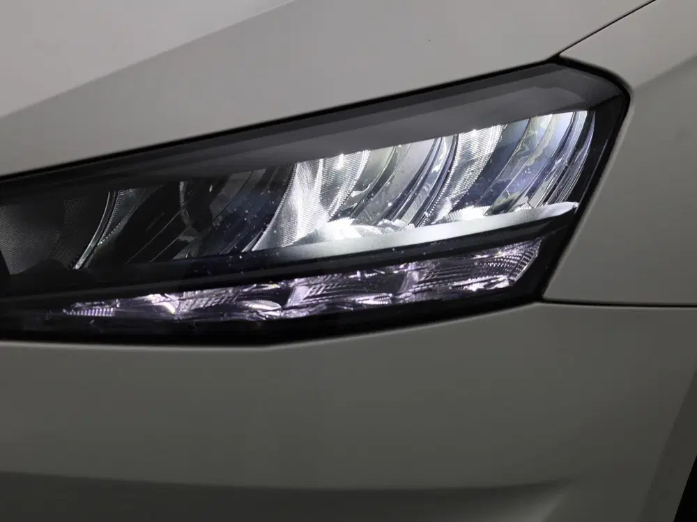 Skoda Fabia 1.0 TSI Ambition uit 2022, foto 13