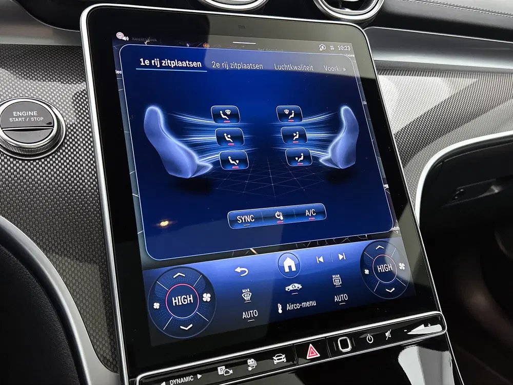 Mercedes-Benz C-Klasse 300 e Business Solution AMG AM uit 2025, foto 11