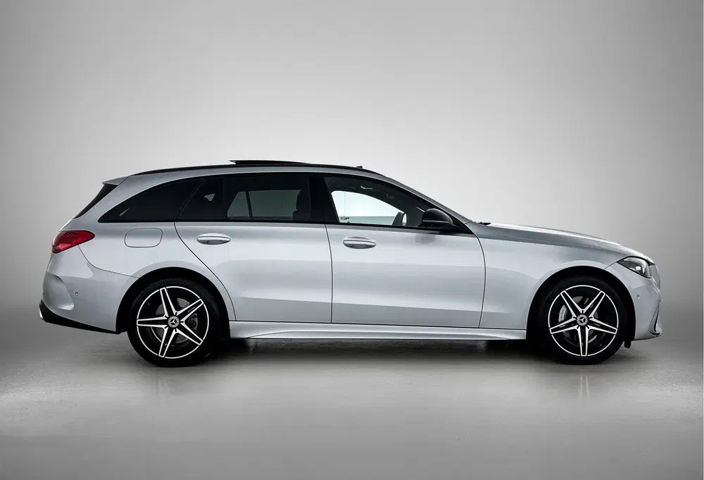 Mercedes-Benz C-Klasse 300 e Business Solution AMG AM uit 2025, foto 14