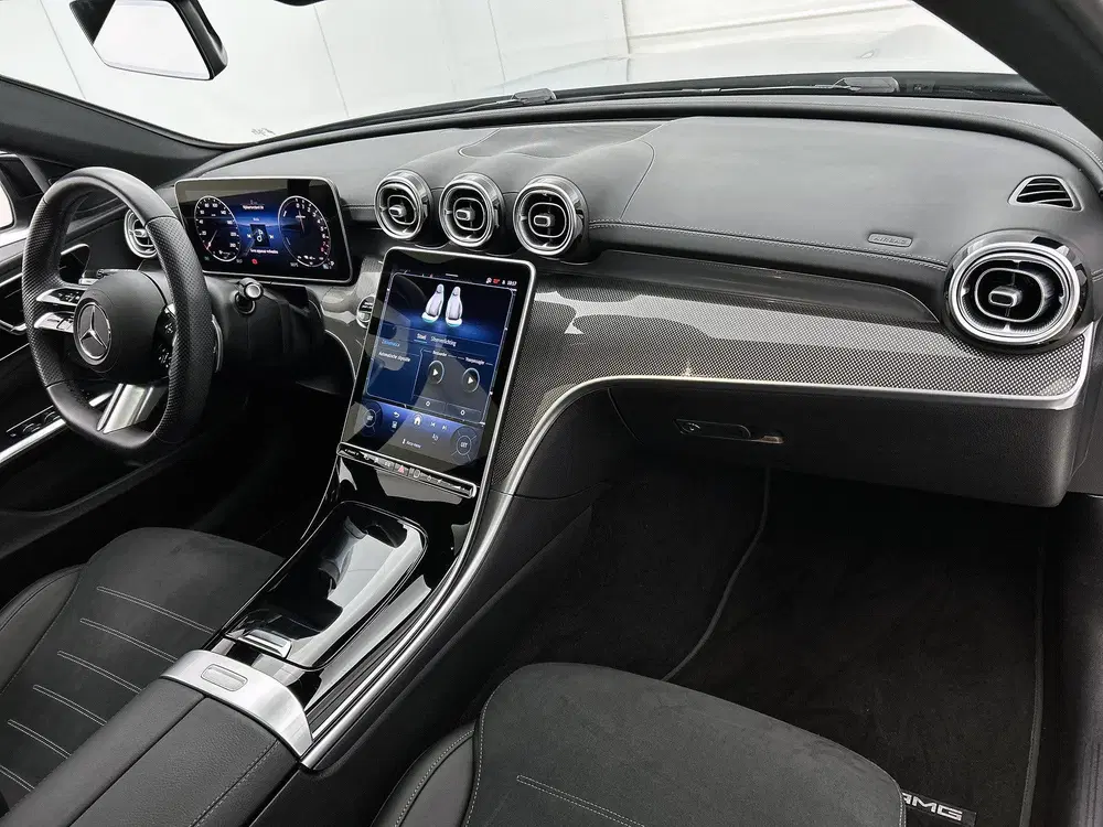 Mercedes-Benz C-Klasse 300 e Business Solution AMG AM uit 2025, foto 7