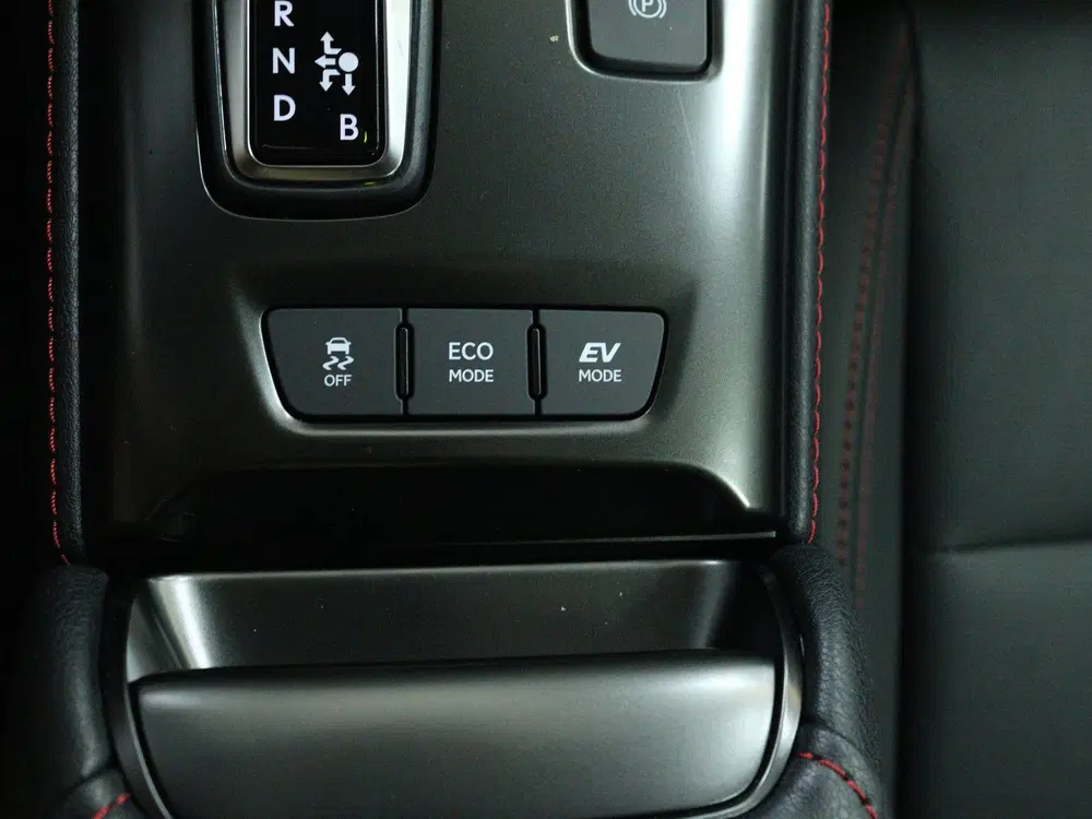 Lexus LBX Emotion 2WD uit 2026, foto 6