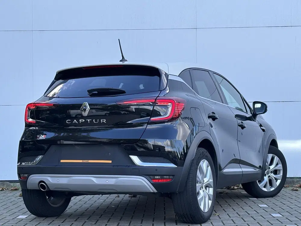 Renault Captur 1.3 TCe 130 Intens l uit 2020, foto 2