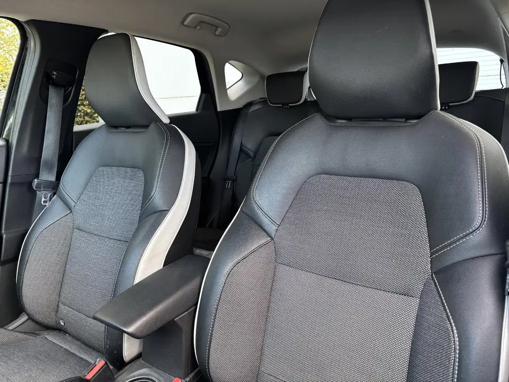 Renault Captur 1.3 TCe 130 Intens l uit 2020, foto 7
