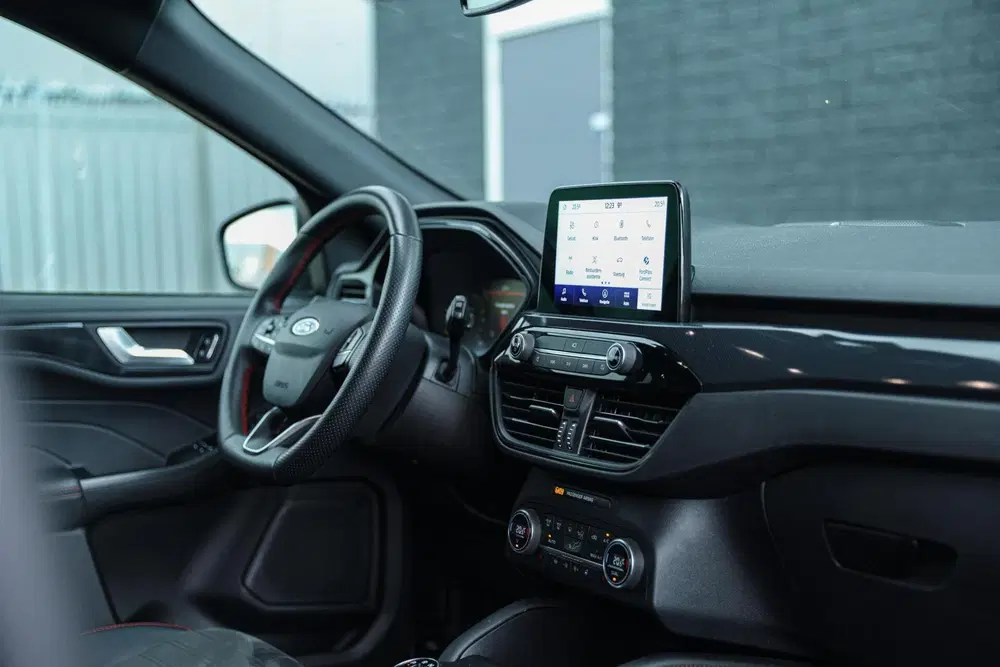 Ford Kuga 2.5 PHEV ST-Line X PANO TREKHAAK ADAPTIVE uit 2022, foto 12