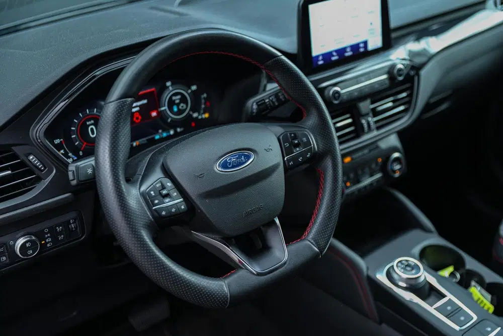Ford Kuga 2.5 PHEV ST-Line X PANO TREKHAAK ADAPTIVE uit 2022, foto 4